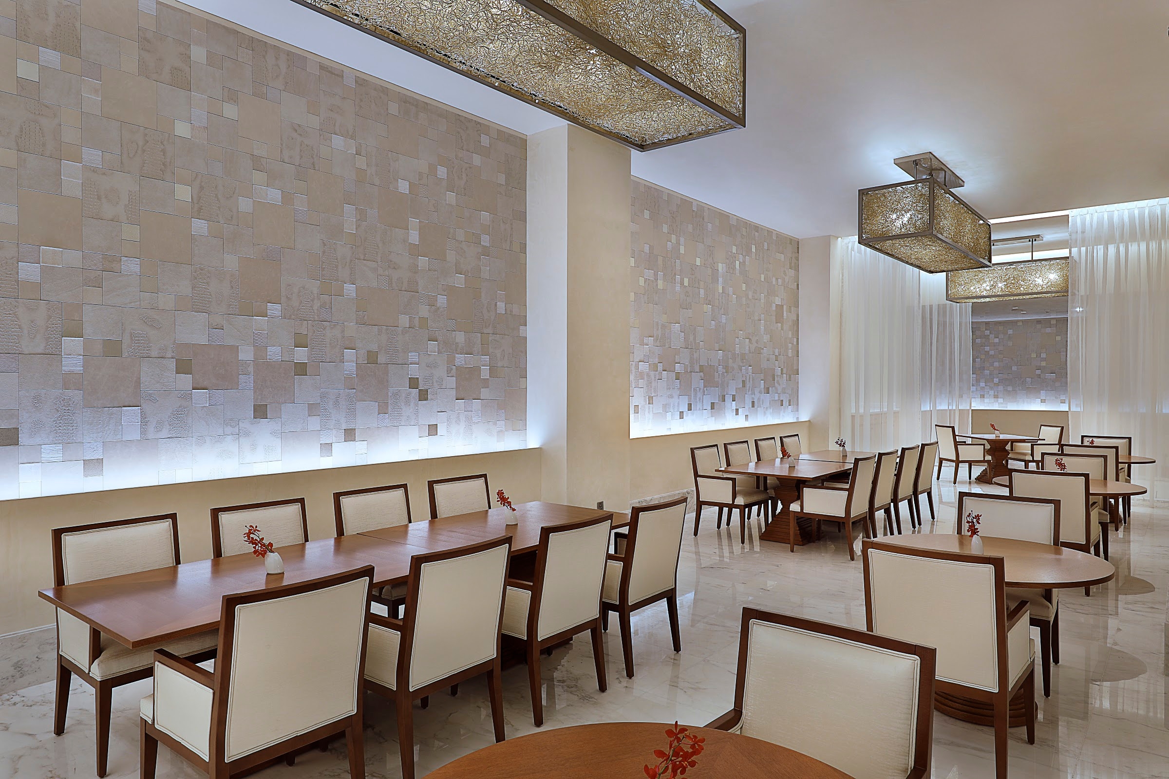 Otelin restoranı
