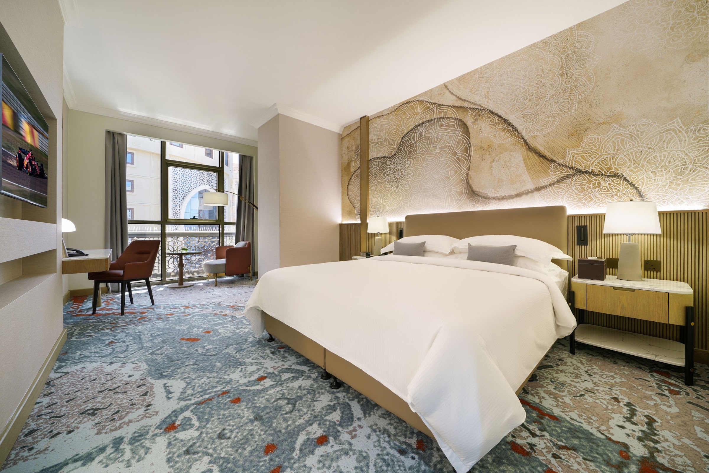 A room with a king bed
