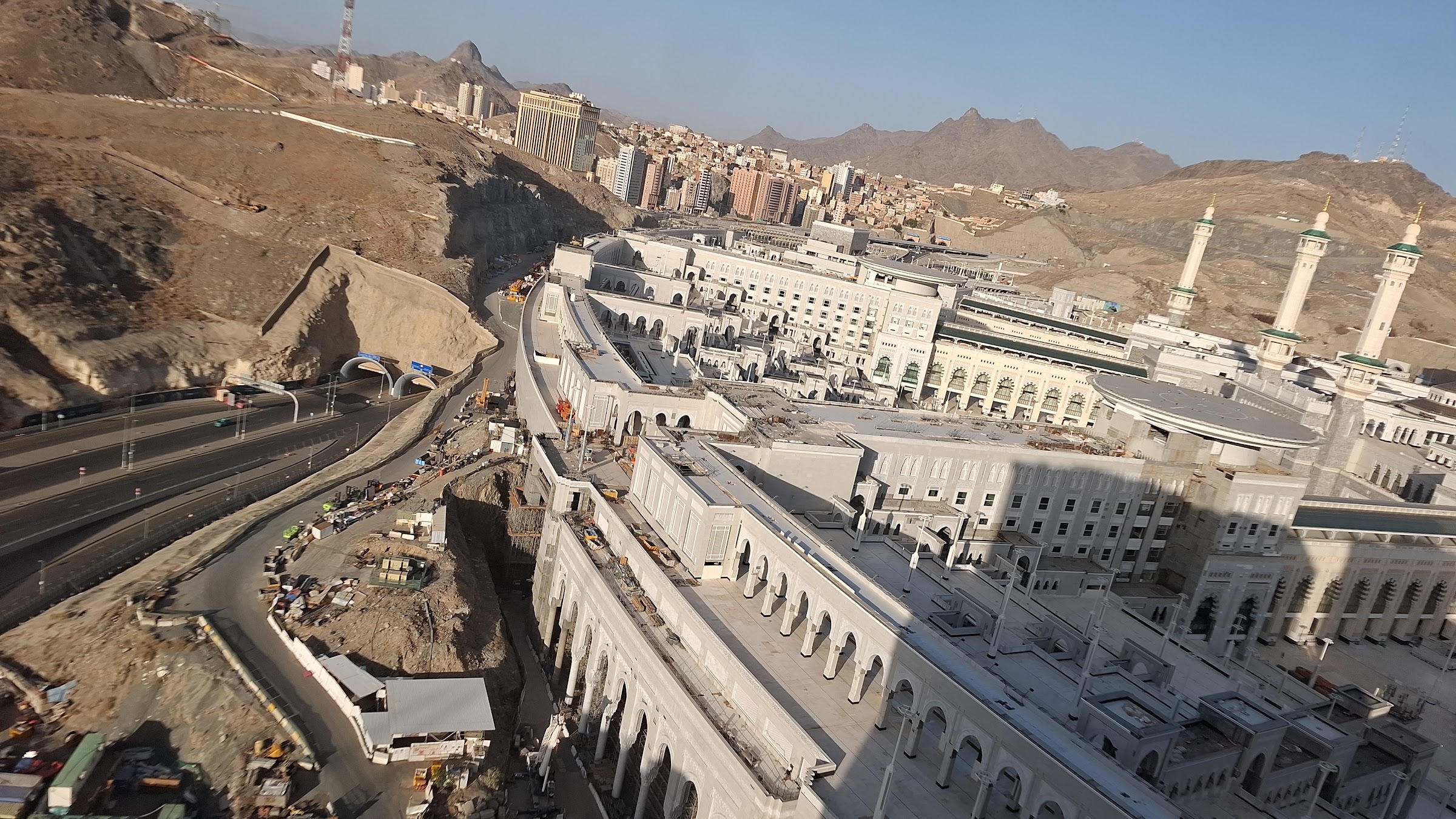 Perluasan baharu Masjidil Haram, dilihat dari atas
