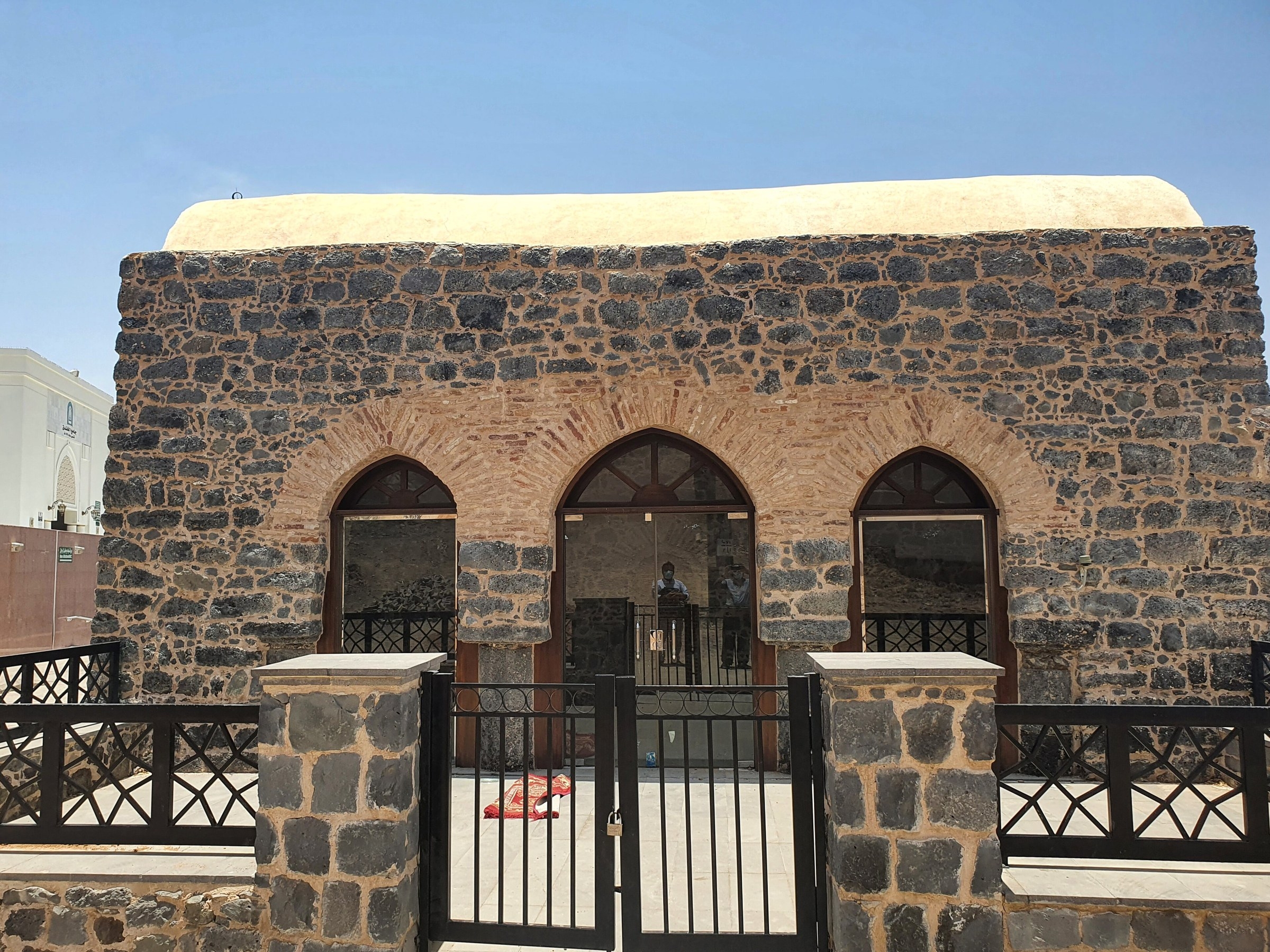 Taştan yapılmış Selmân-ı Fârisî Mescidi