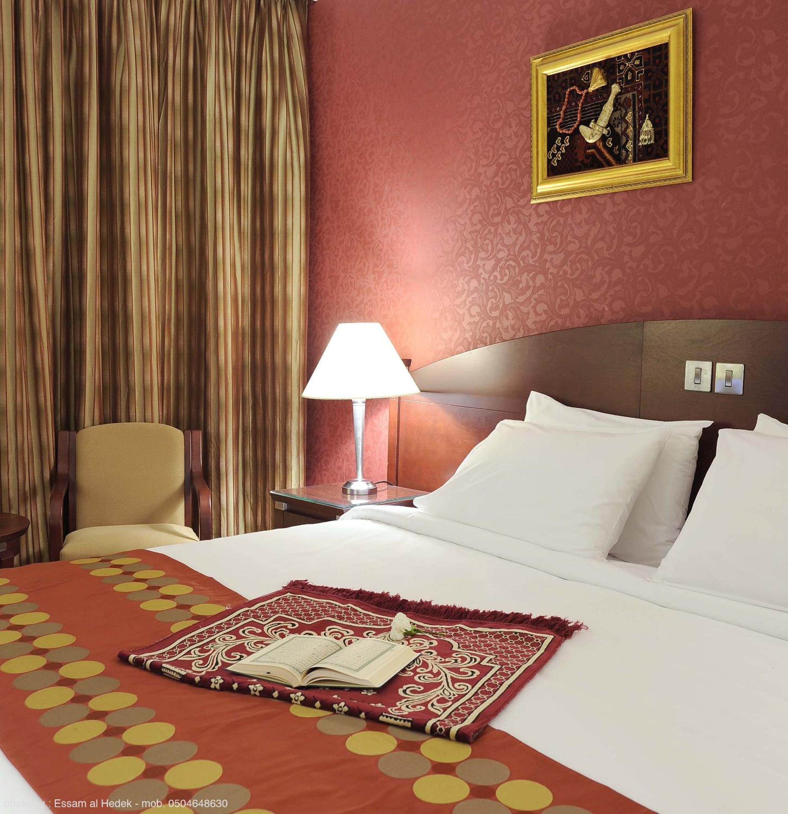 Bilik dengan dua katil single